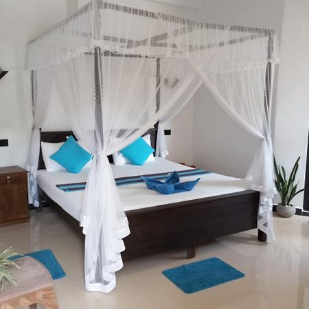 Bisandu Guesthouse Mirissa Kültér fotó